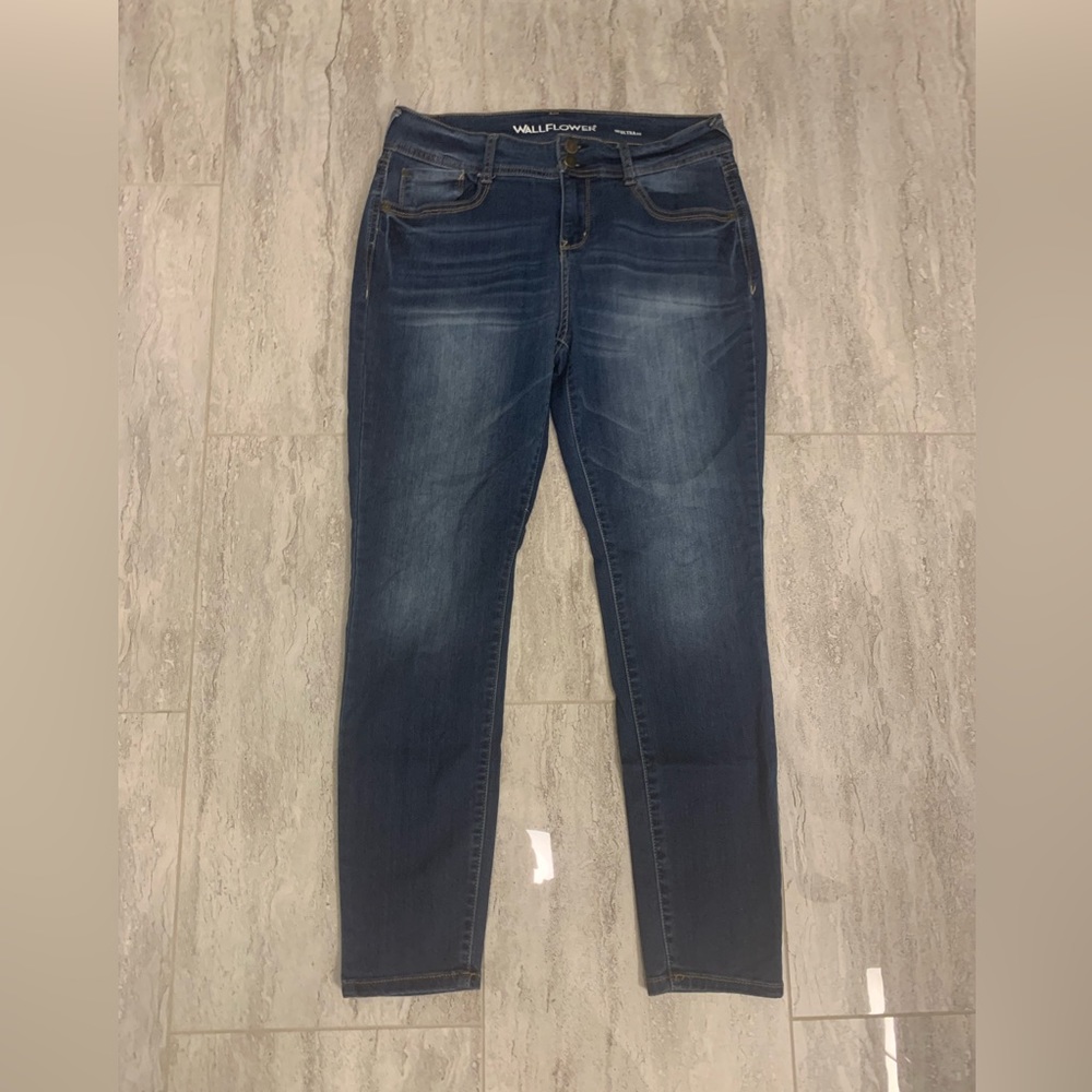 Wallflower Jeggings